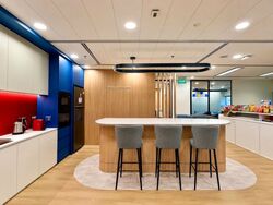 Gateway East (D7), Office #636605821